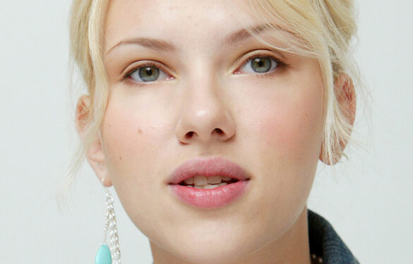 Scarlett Johansson in Calvin Klein